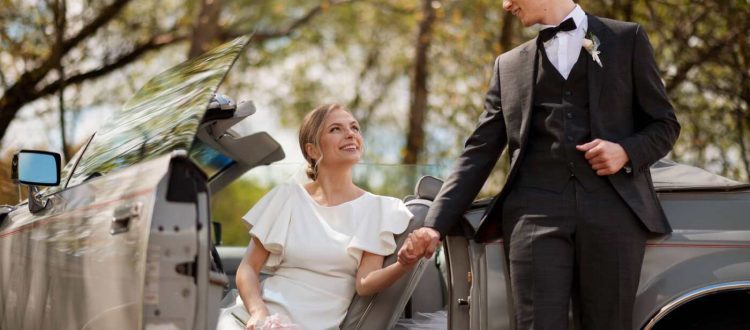 Top 10 Tips for Choosing the ideal Wedding Limo Service