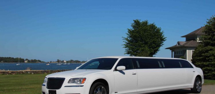 Top 7 Limo Service in Toronto: Travel with Elegance & Luxury